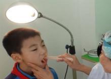 小孩急性喉炎不及时治疗有危险！